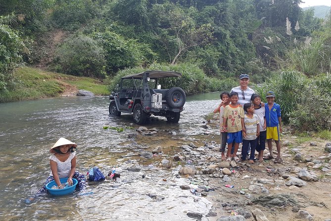 Jeep Adventure - Discovering Local Life