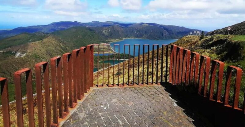 JEEP - CRUISE SHORE EXCURSION - FIRE LAKE, PINEAPPLE & TEA - Itinerary Highlights