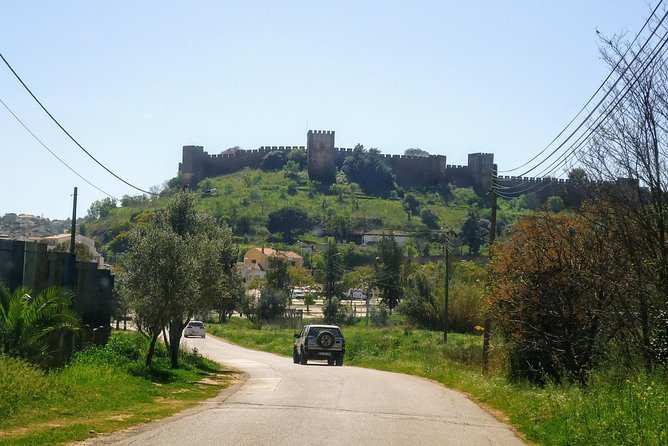 Jeep Half Day Tour of Our Algarve Coast and Mountains - Terrain and Accessibility