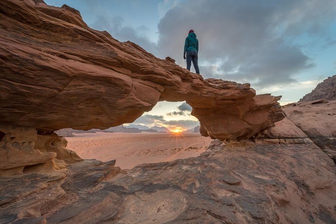 Jeep Tour in Wadi Rum With Professional Guide (Full Day) - Jeep Tour Highlights