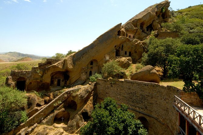 Jeep Tour to David Gareja Semi-Desert Wildlife - Immersive Picnic Experience
