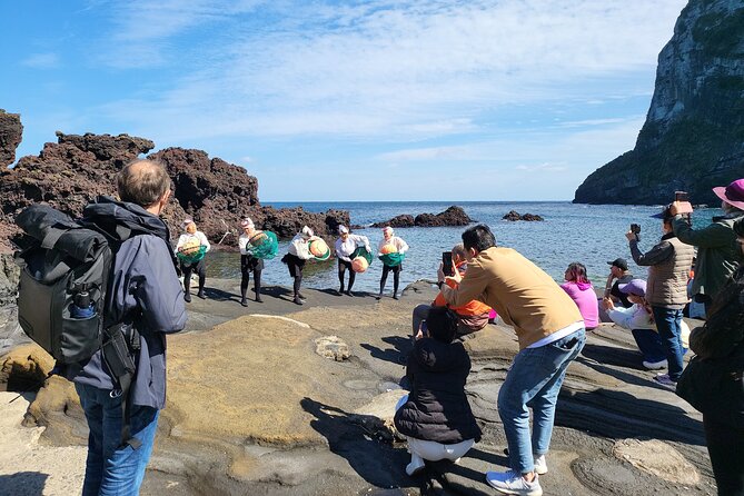Jeju East Island Bus (Or Taxi )Tour Included Lunch & Entrance Fee - Reviews and Feedback