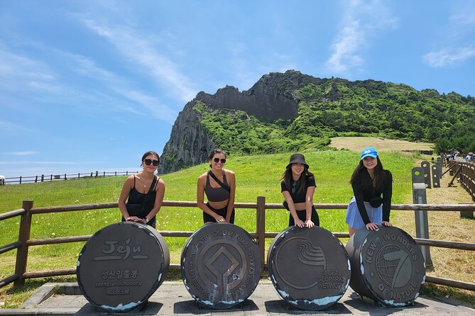 Jeju Island Jumbo Taxi Private Tour With Mr.Hong East of Jeju - Jeju Stone Park