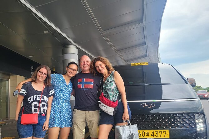 Jeju Island Jumbo Taxi Private Tour With Mr.Hong East of Jeju - Customer Feedback and Experience