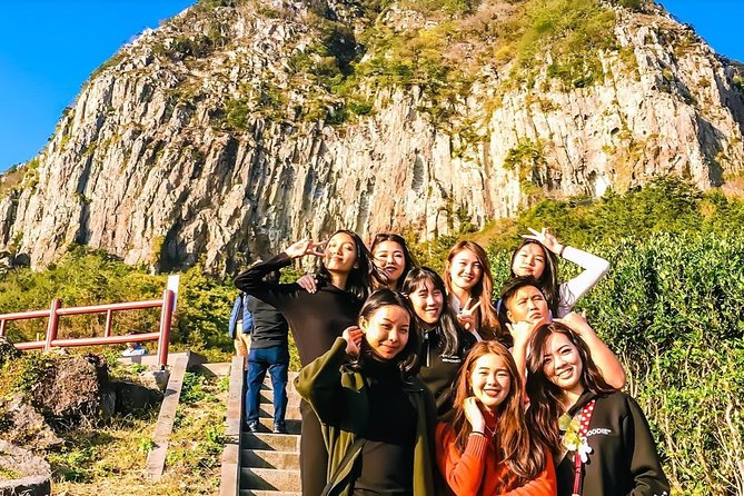 Jeju Island Private Half Day Transport : South / West - Meeting and Pickup Details