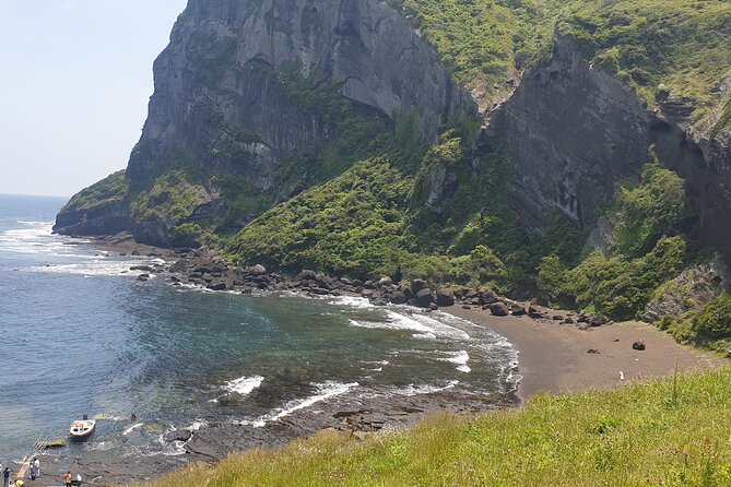 Jeju Private Day Tour- Seongsan Ilchulbong & Haenyeo Performance - Customer Feedback and Reviews