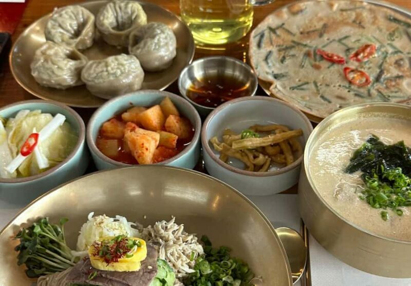 Jeju Small Group Tour incl. Yacht Cruise, Falls & Mt.Halla - FAQ