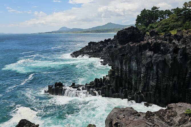 Jeju WEST&SOUTH One Day Tour with MT.halla & UNESCO - Introducing the Jeju WEST & SOUTH One Day Tour with MT. Halla & UNESCO