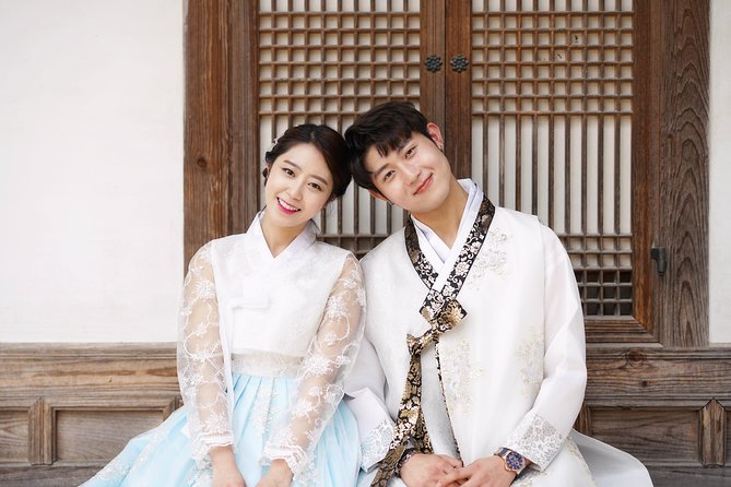 Jeonju Hanok Village Hanbok Rental Experience Hanboknam - Meeting and Accessibility Information