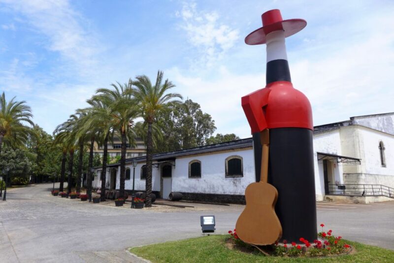Jerez: Guided Winery Tour With Wine Tasting - Itinerary Details