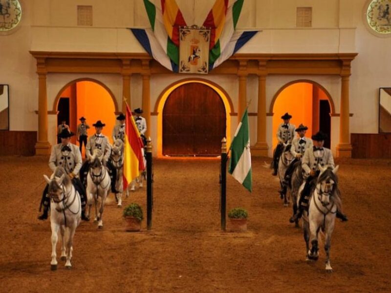 Jerez: Historic Center of Jerez and Horse Show - Important Arrival Time