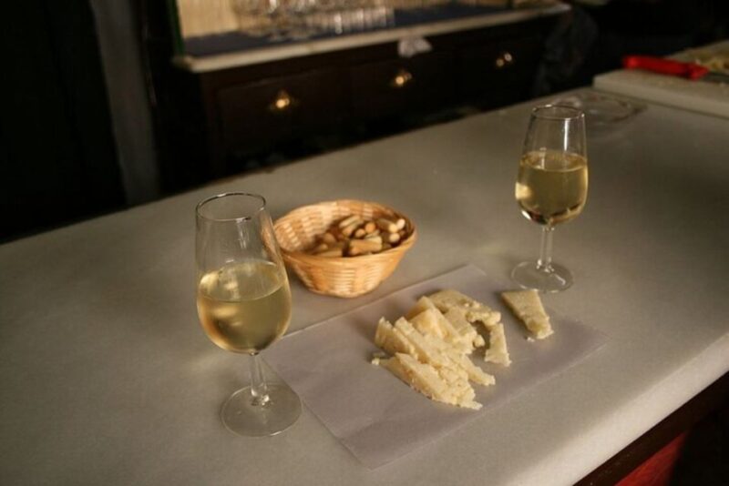 Jerez: Local Tapas & Taverns - Overview of the Tour