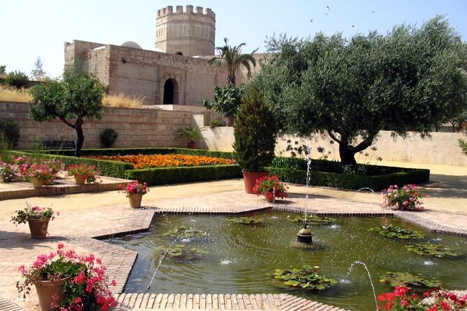 Jerez Walking Tour With Alcazar and Cathedral Entrance - Exploring Jerezs Historic Landmarks