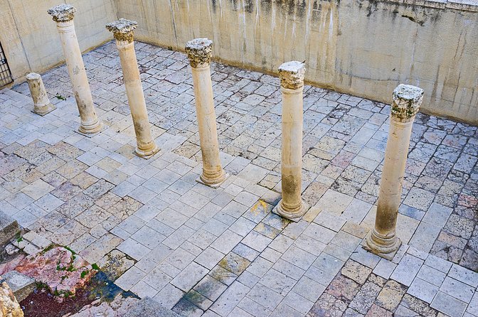 Jerusalem Half-Day Tour From Tel Aviv: Holy Sepulchre and Western Wall - Group Size