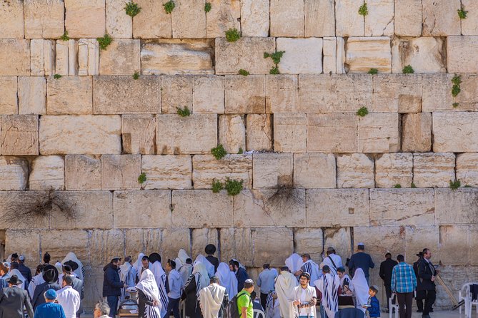 Jerusalem Half Day Walking Tour (3 Hours) From Jerusalem - Travelers and Group Size