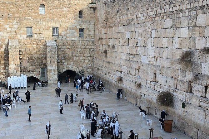 JERUSALEM Private Tour With ELAD VAZANA - Life in Israel & Palestine Then & Now - Customization Options for the Tour