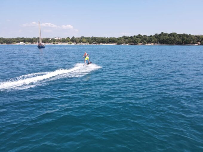 Jet-Boarding With Instructions - Customizable Experiences