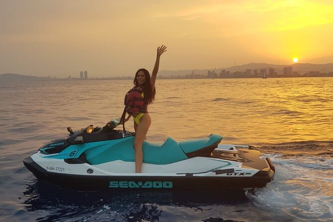 Jet Ski Experience Without License in Barcelona - Suitable for Solo Riders or Pairs