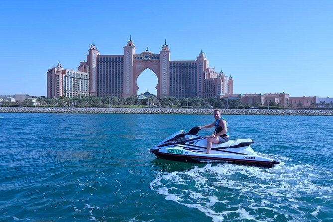 Jet Ski Tour Dubai: La Mer - Burj Al Arab- Atlantis for 1h 30min - Key Points