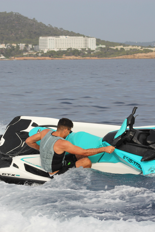 JET SKI TOUR to Margarita Island From San Antoni IBIZA - Tour Instructor Languages