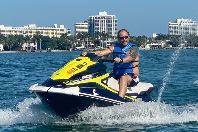 Jet Ski With Pontoon Ride at Downtown Miami - 2 Hours - Jet Ski Adventure