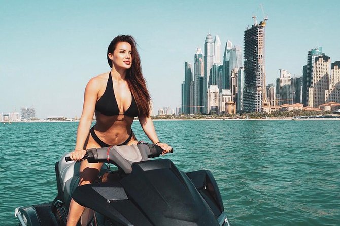 Jetski Dubai 30 Minute Guided Sightseeing Tour - Restrictions and Requirements