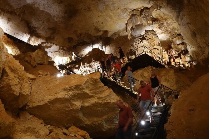 Jewel Cave Fully-guided Tour (Located in Western Australia) - Confirmation and Booking