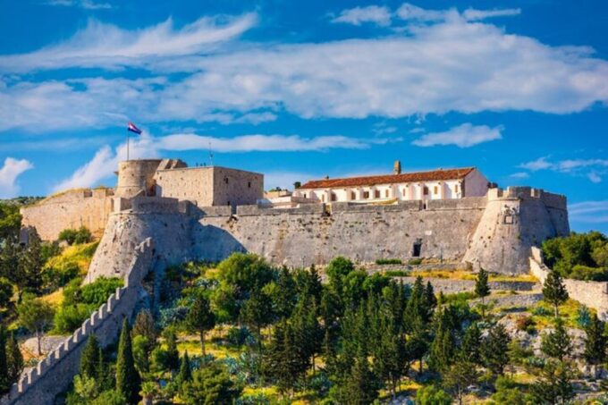 Jewels of Hvar – Guided Walking Tour - Meeting Point