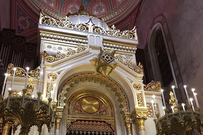 Jewish Budapest Walking Tour - Discovering Jewish Street Food
