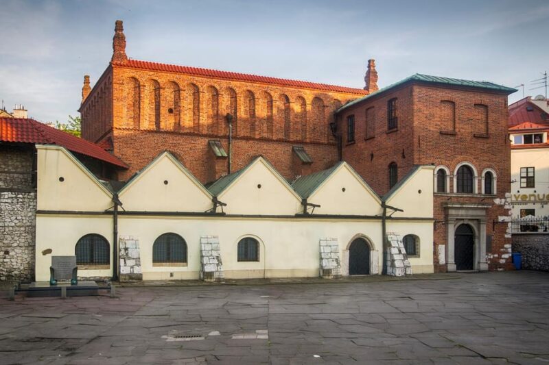 Jewish District Kazimierz Guided Tour - Experience Features