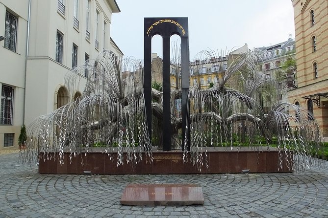 Jewish Heritage in Hungary With a Historian - Visiting Key Landmarks