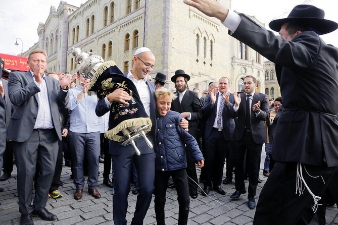 Jewish Heritage Tour in Oslo - Tour Schedule and Accessibility