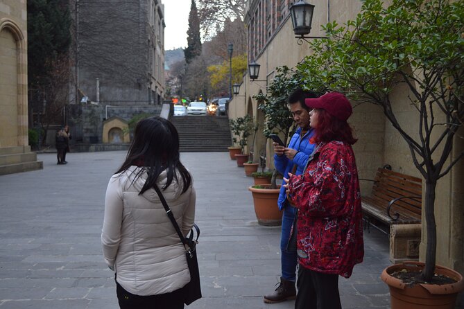 Jewish Heritage Walking Tour With Kosher Wine Tasting - Enriching Cultural Immersion