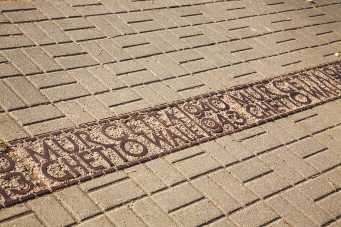 Jewish Warsaw Private Tour - Memorial Route