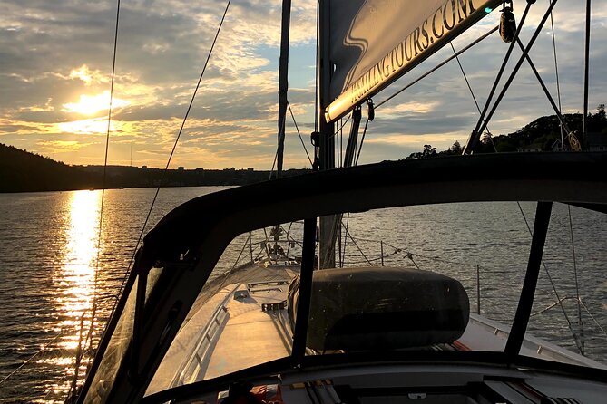 Jfarwell Moonlight Yacht Cruise From Halifax Waterfront - Sailing Along the Boardwalk