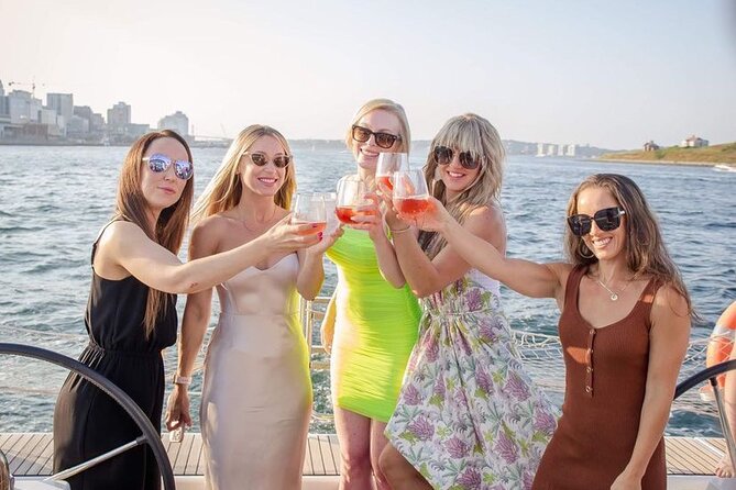 JFarwell Sunset Wine and Cheese Yacht Sailing - Small-Group Sailing Tour