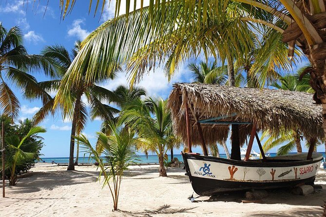 Jhoraji Beach -Transportation, Boat and Food Included. - About Your Stay