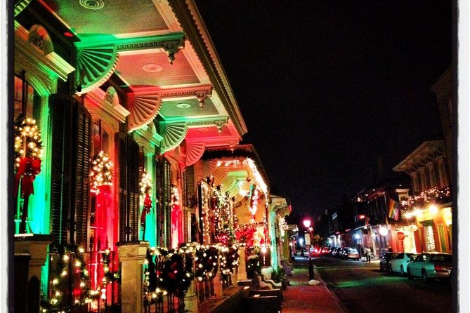 Jingle Bells New Orleans History and Drinks Walking Tour - Exploring the French Quarter