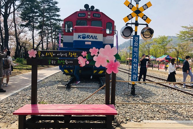 Jinhae Cherry Blossom and Busan Sunrise Tour From Seoul - Exploring Busans Sunrise