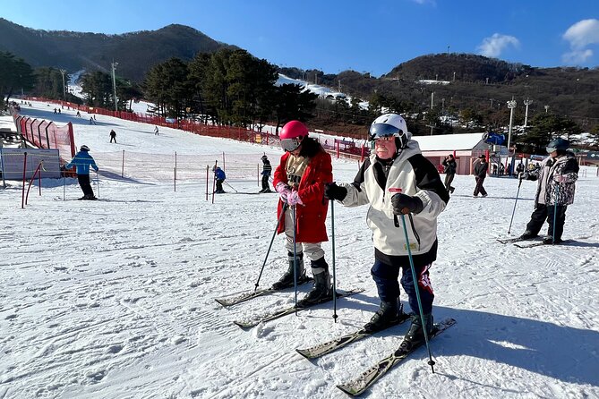Jisan Ski Resort From Seoul by Shuttle (Optional Ski Package) - Included Amenities and Exclusions