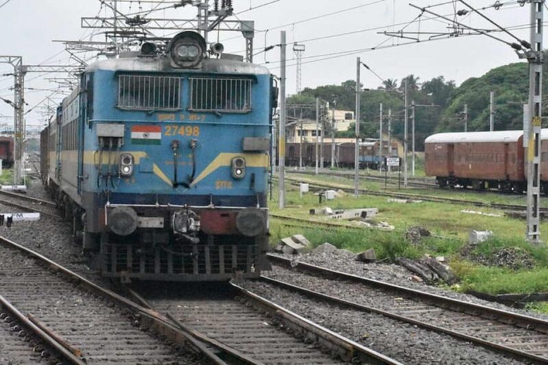 JoDhPuR RAiLwAy To HoTeL DR0P - Key Points