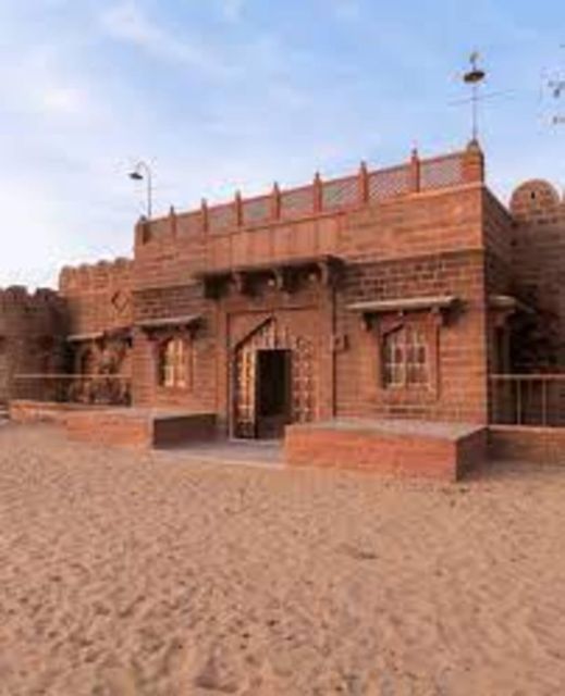 Jodhpur to Osian Camel Safari / Dinner at Dhani - Camel Safari and Dinner Experience