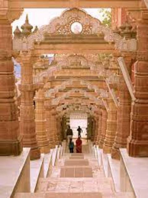 Jodhpur to Osian Camel Safari / Dinner at Dhani - Travel Comfort and Luxury Options