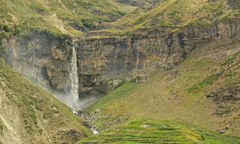Jogini Waterfall Trek From Manali - What to Bring