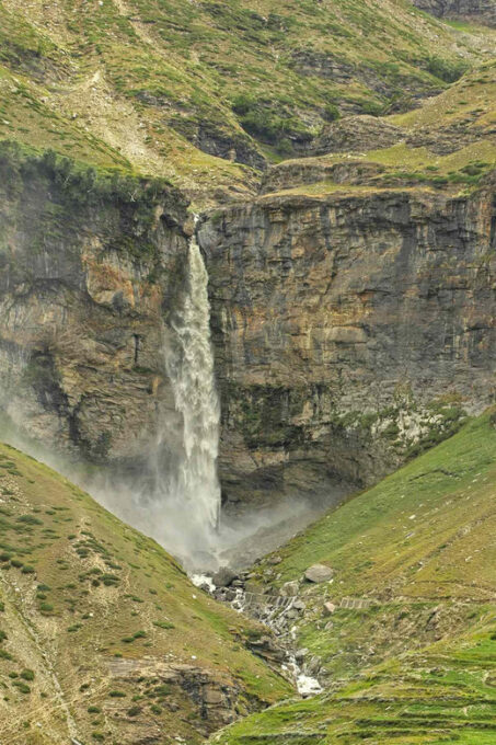Jogini Waterfall Trek From Manali - Best Time to Visit