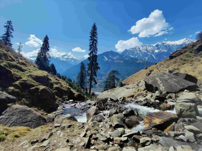 Jogini Waterfall Trek From Manali - Getting to the Trailhead