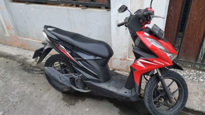 JOGJA : RENT A MOTOR BIKE/SCOOTER - Photo Stops and Free Time