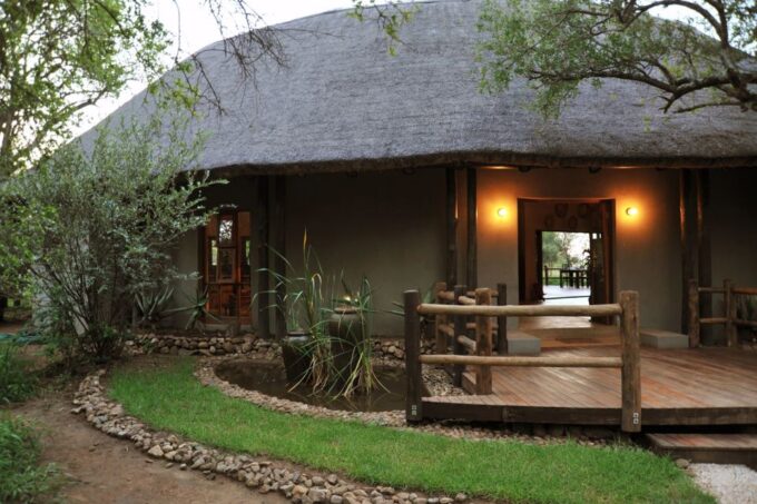 Johannesburg: 2-Day 4-Star Pilanesberg Safari - Frequently Asked Questions