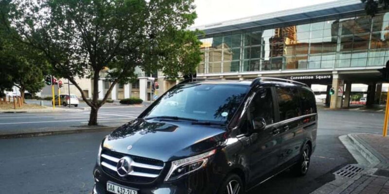 Johannesburg: 24 Hour Airport Shuttle Laseria HLA - Key Points