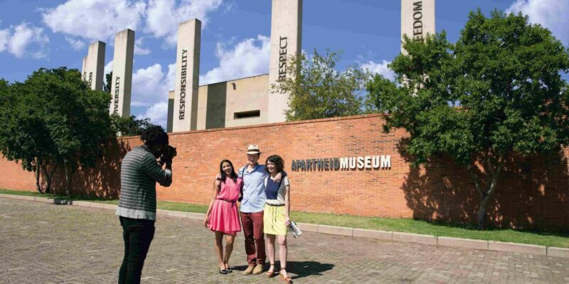 Johannesburg: (Apartheid Museum & Soweto Day Tour) - Guided Tour Information